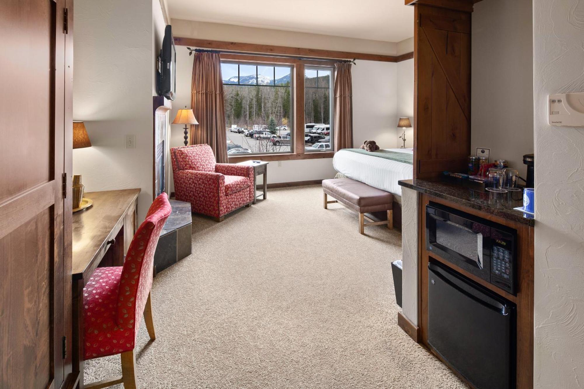 Lodge At Whitefish Lake Exterior photo