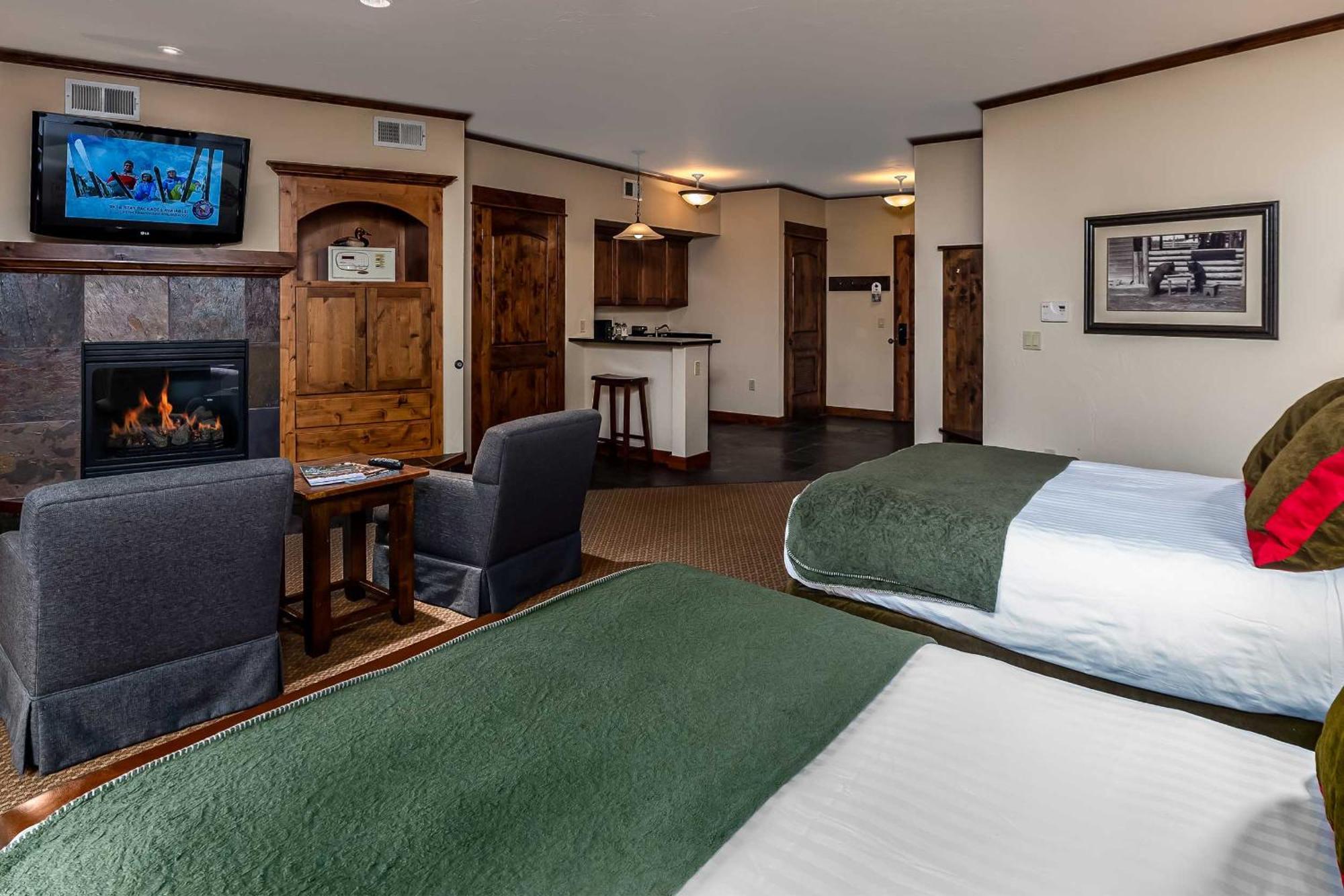 Lodge At Whitefish Lake Exterior photo