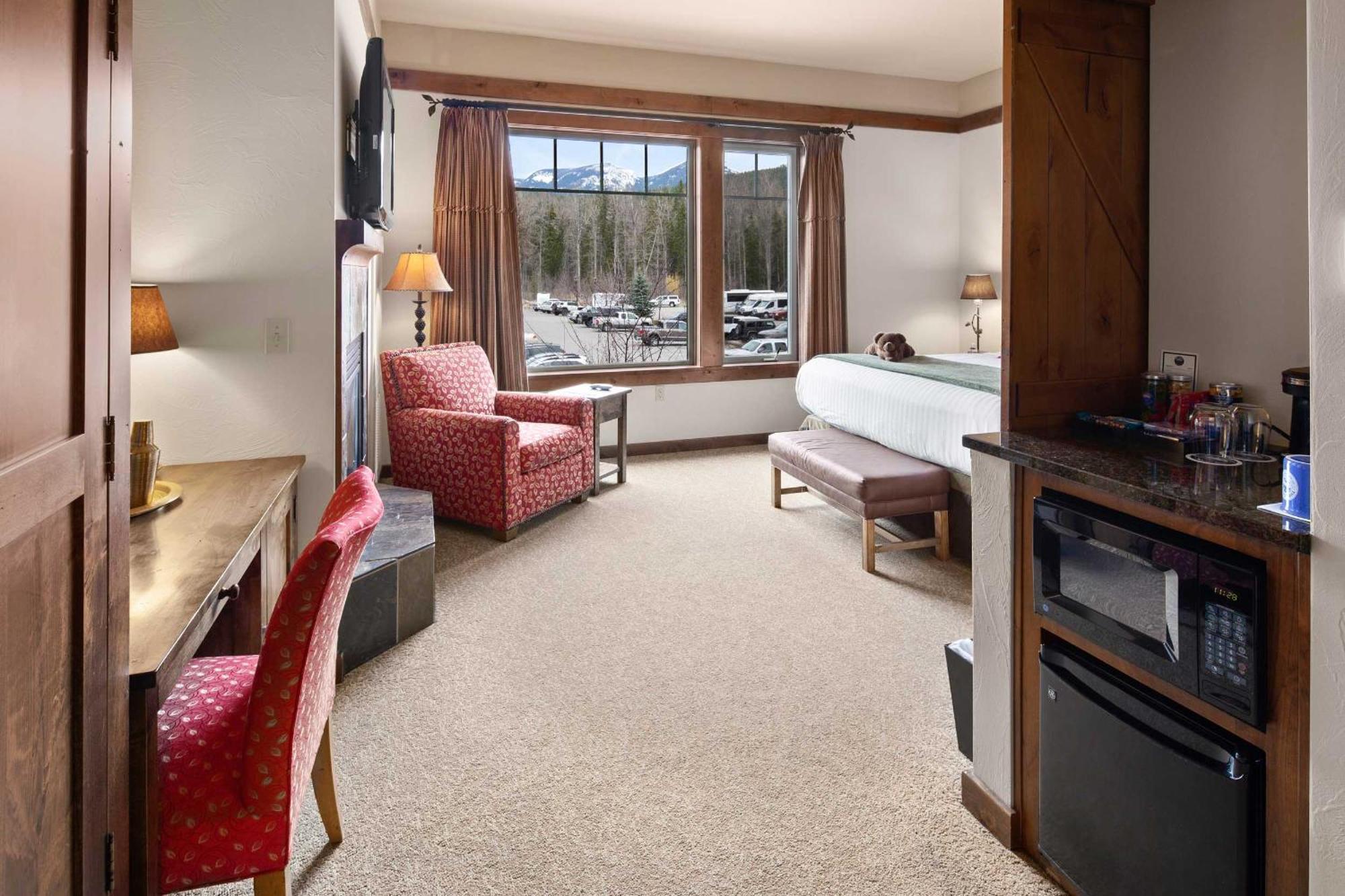 Lodge At Whitefish Lake Exterior photo